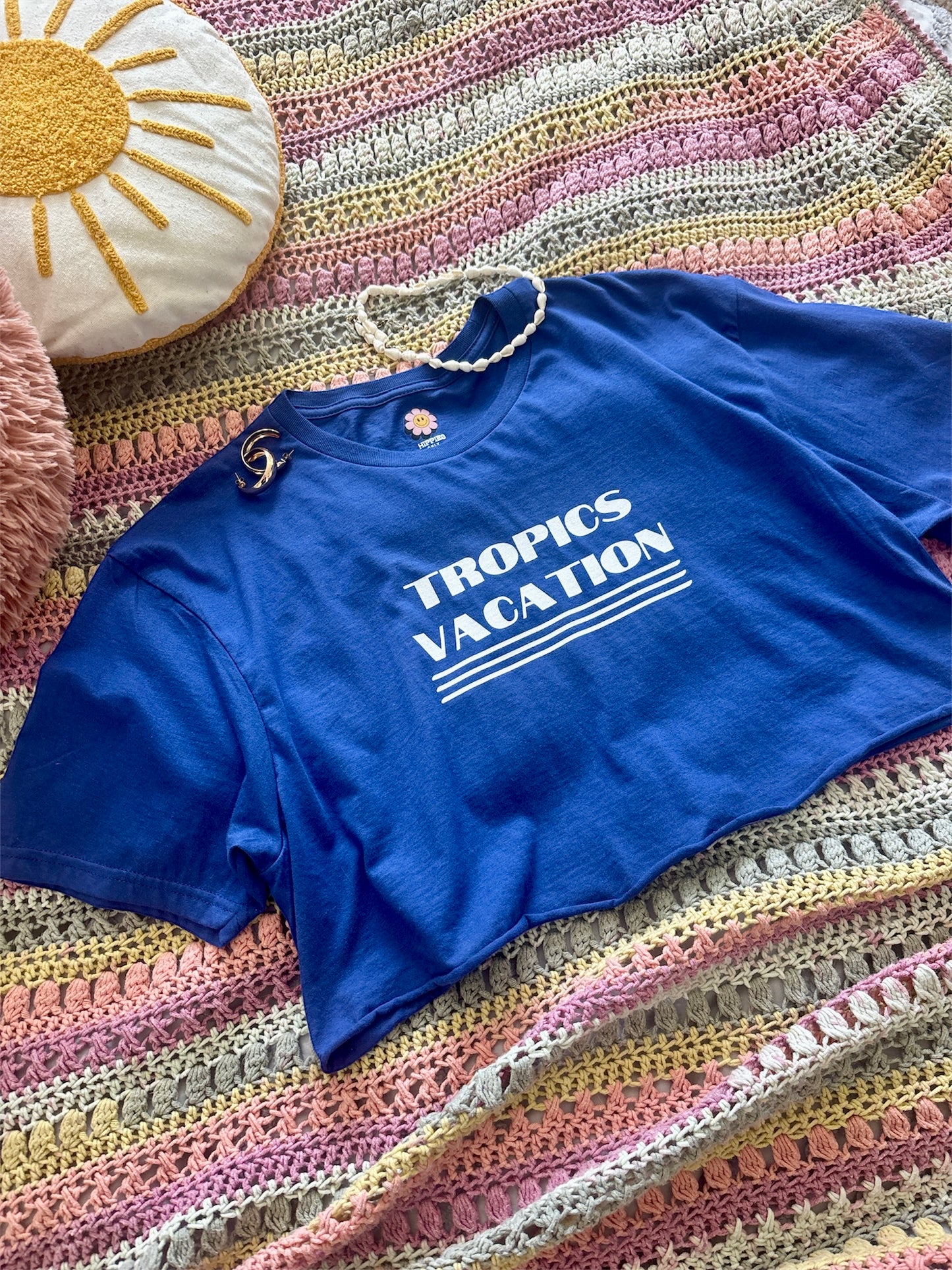 Tropics Vacation Cropped Tee